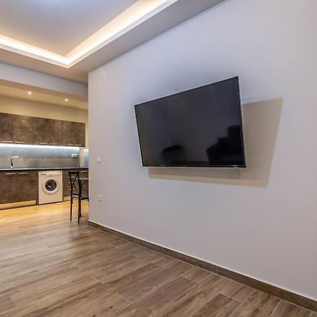 Pollys Place Apartment Athena Bagian luar foto